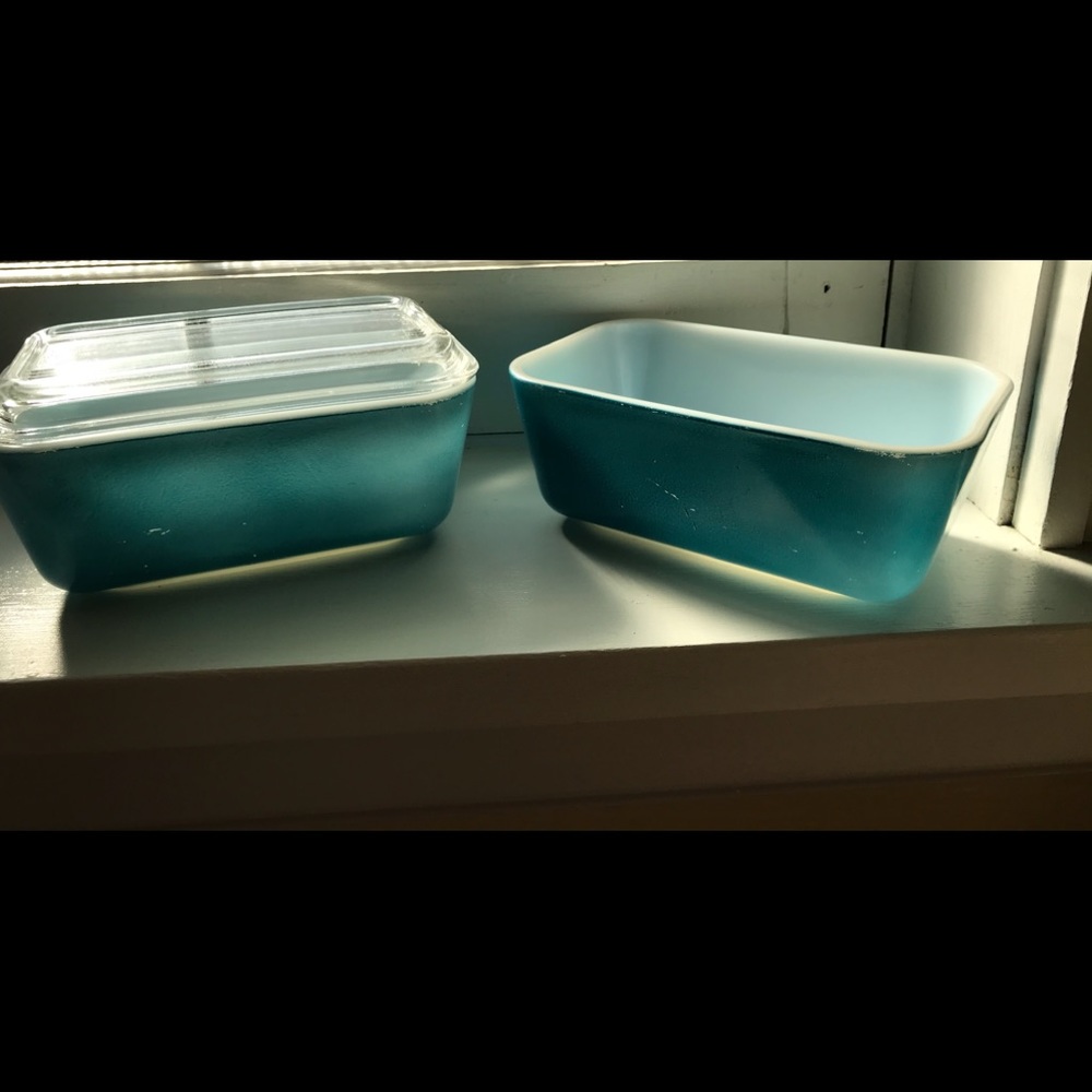 Pyrex Blue Fridgies